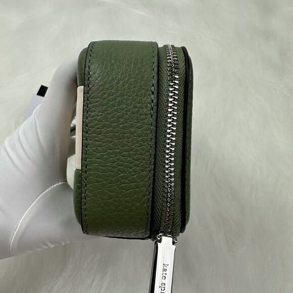 Kate Spade New York Picture This 3D Camera Wristlet In Cedar Stand KL917 NWT - Picture 3 of 10